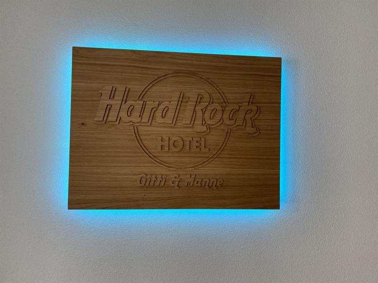 Schild Hardrock Hotel